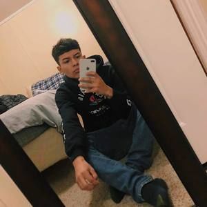 Meet your Posher, Antonio